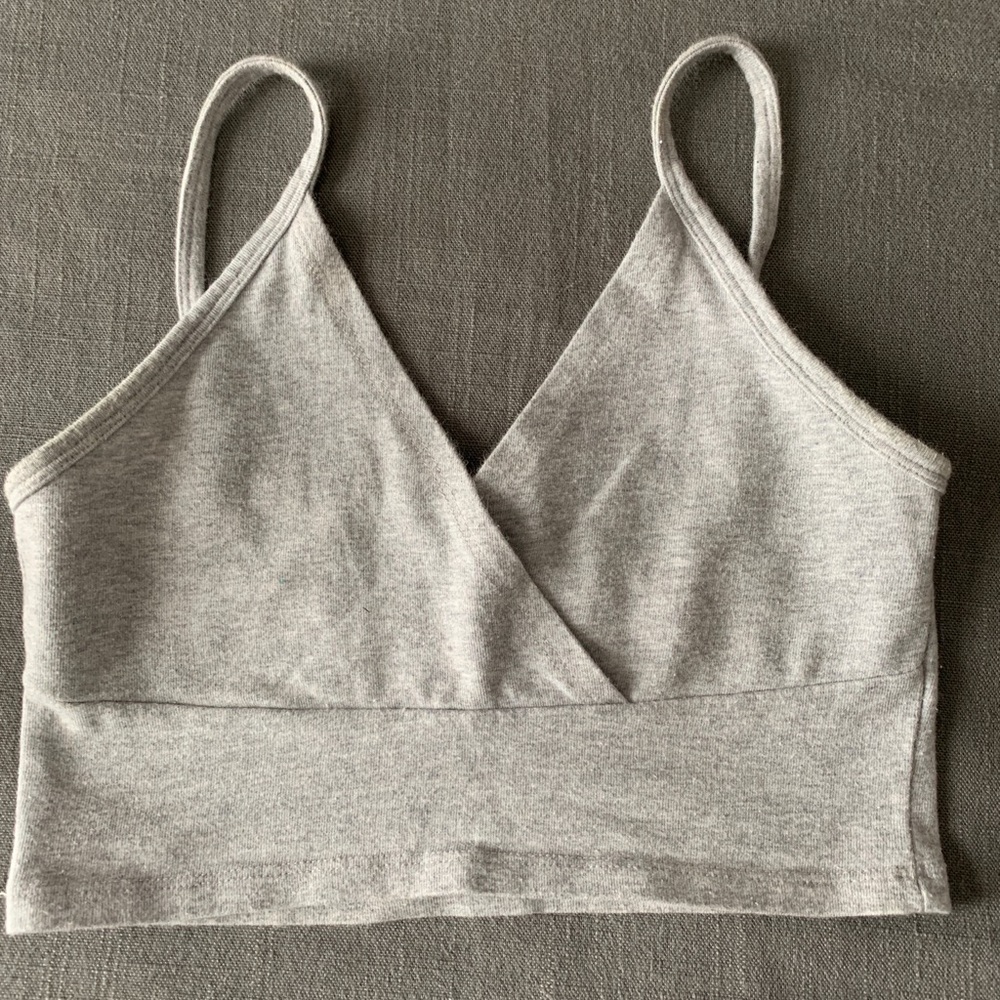 BRANDY MELVILLE CROP TANK TOP